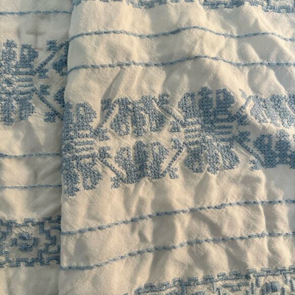 Torrid Plus Size 0/1 Embroidered Kimono Open Front White/Baby Blue Top - Picture 4 of 12